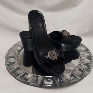 SALVATORE FERRAGAMO 8M Signature Black Mules Sandals Wedges